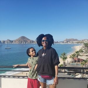 Meet your Posher, Faye